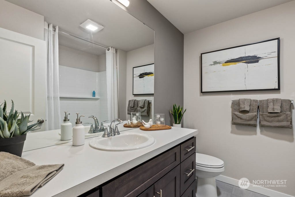 9916 18th Avenue W Unit: B