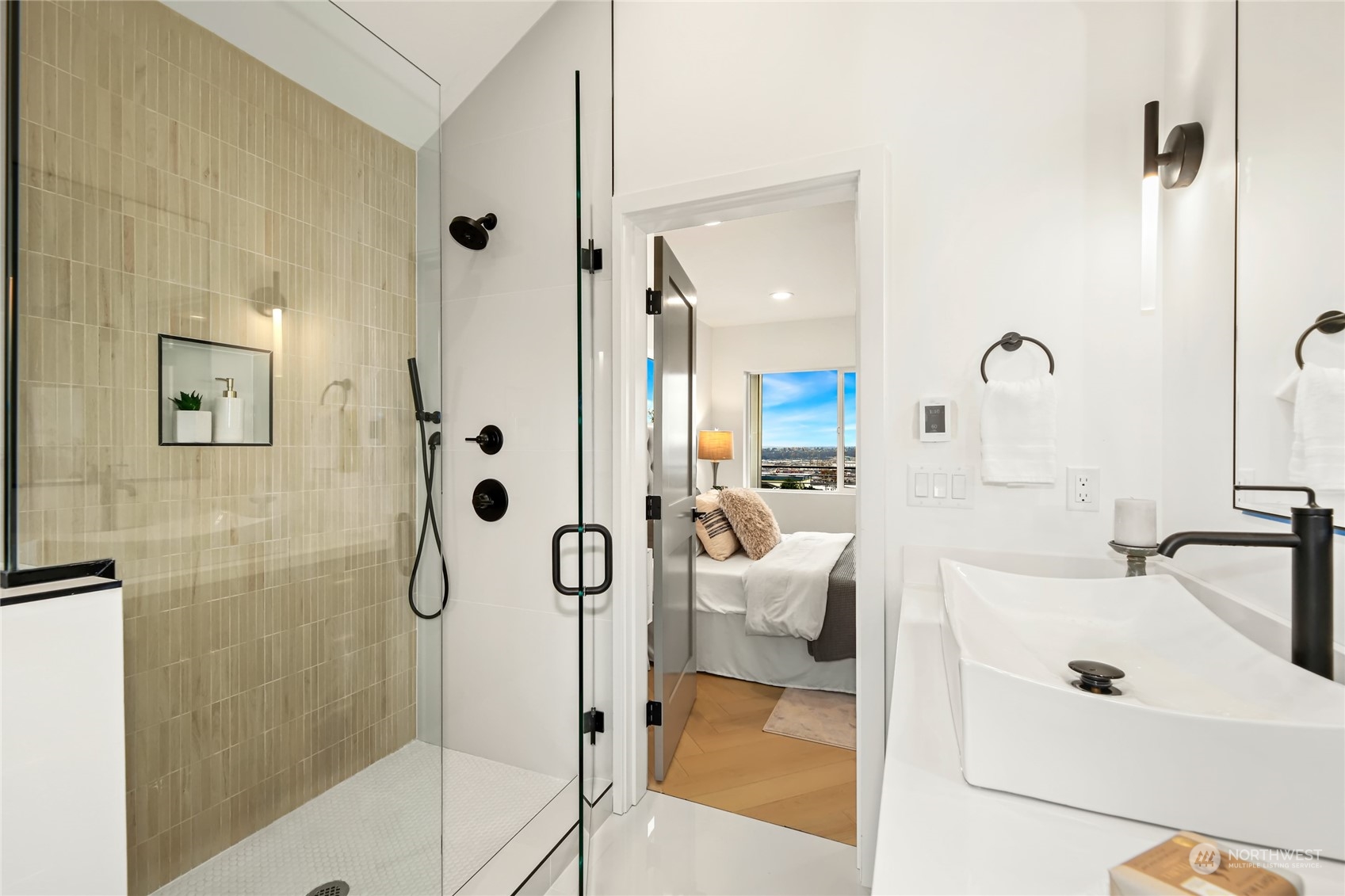 3450 37th Avenue SW Unit: B