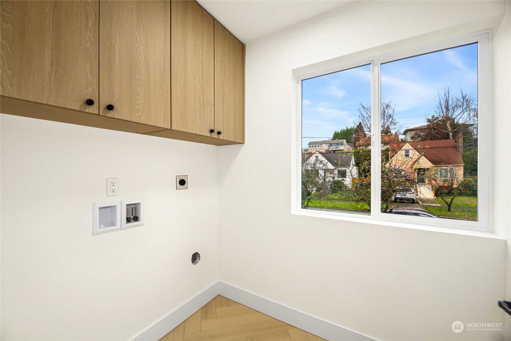 3450 37th Avenue SW Unit: B