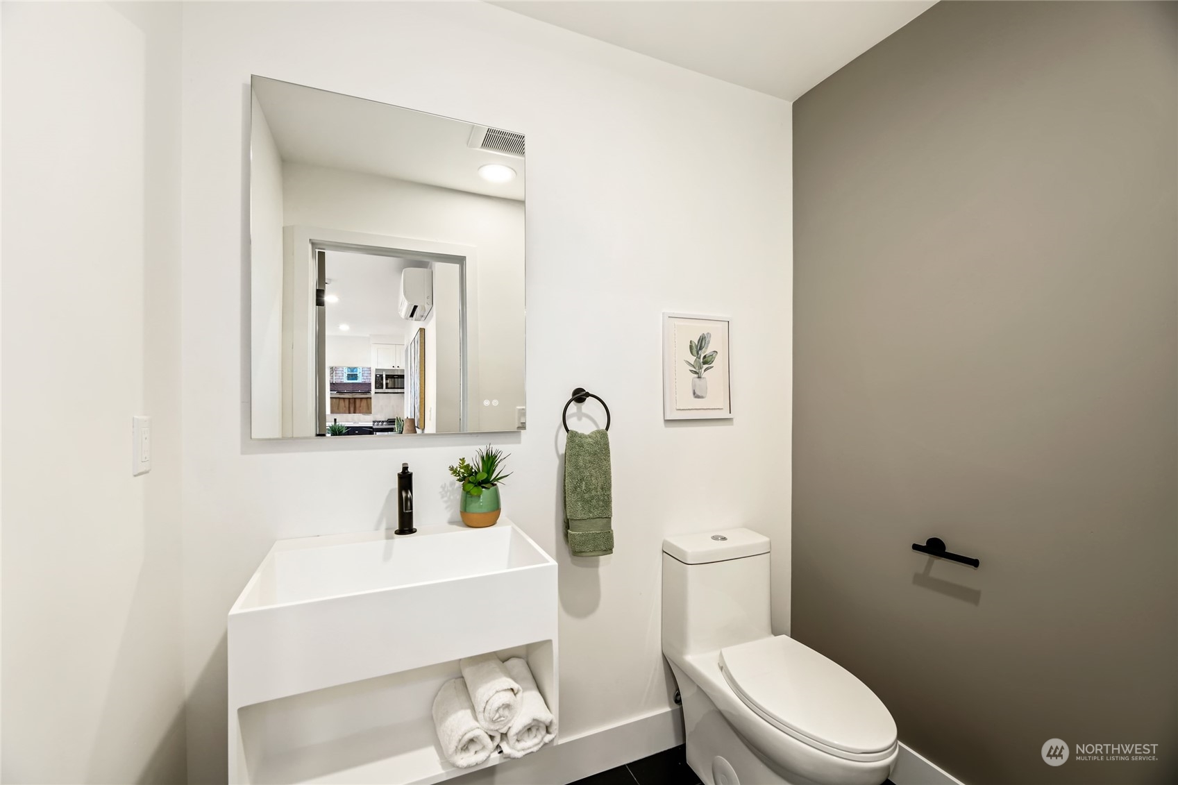 3450 37th Avenue SW Unit: B