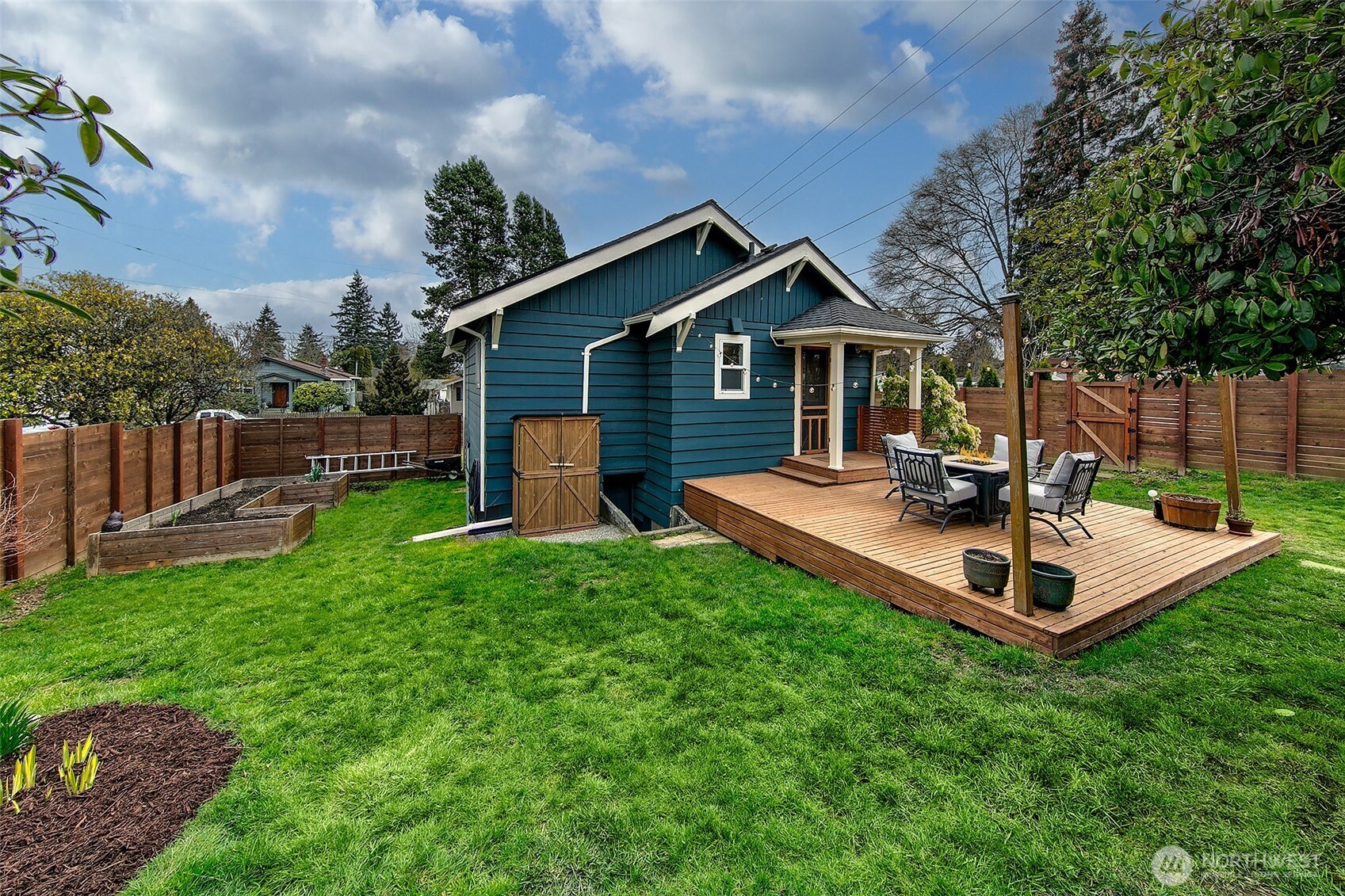 8157 10th Avenue SW