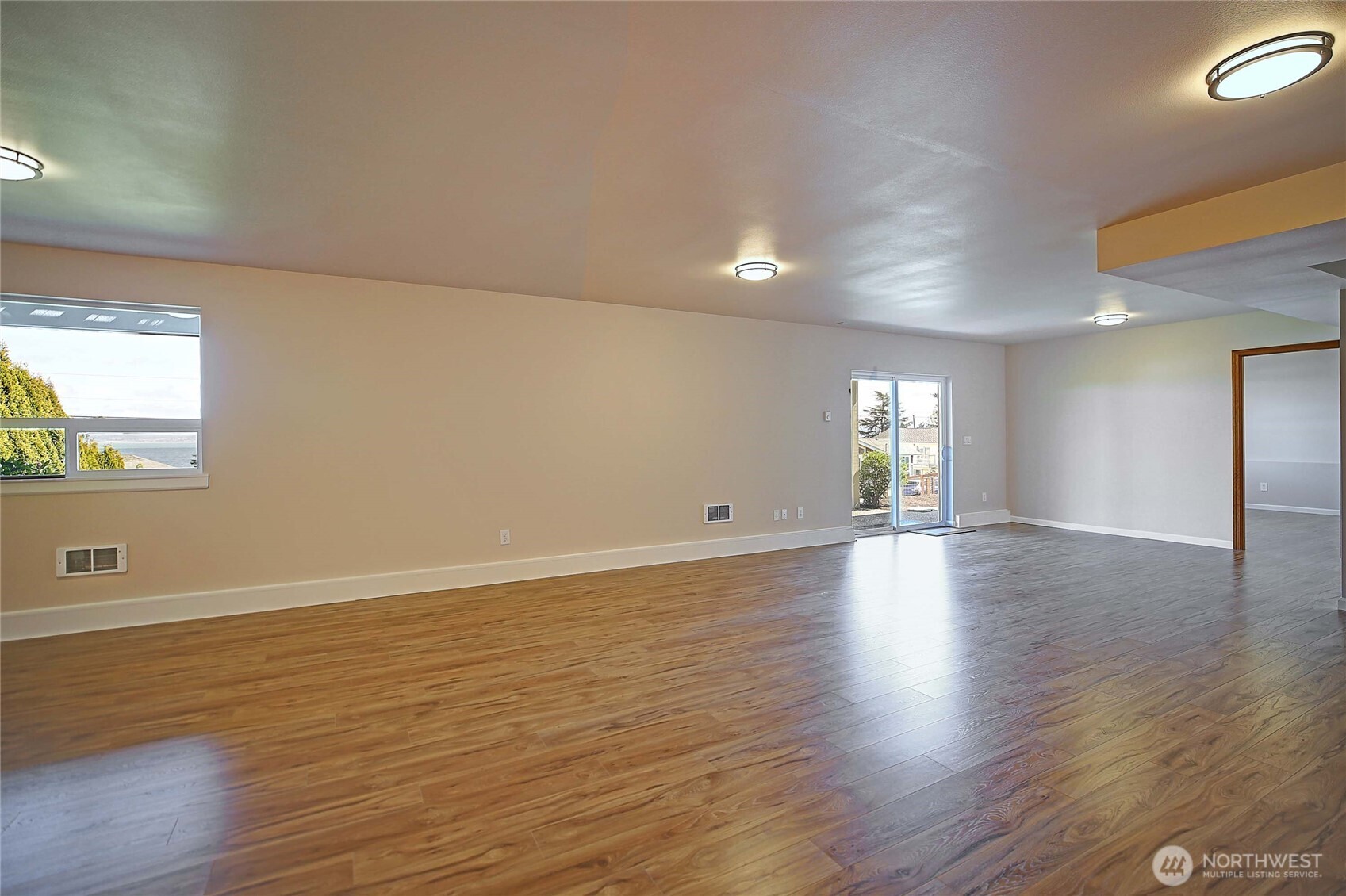 1440 Country Club Drive