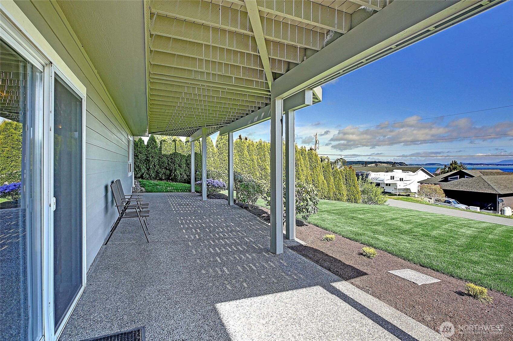 1440 Country Club Drive