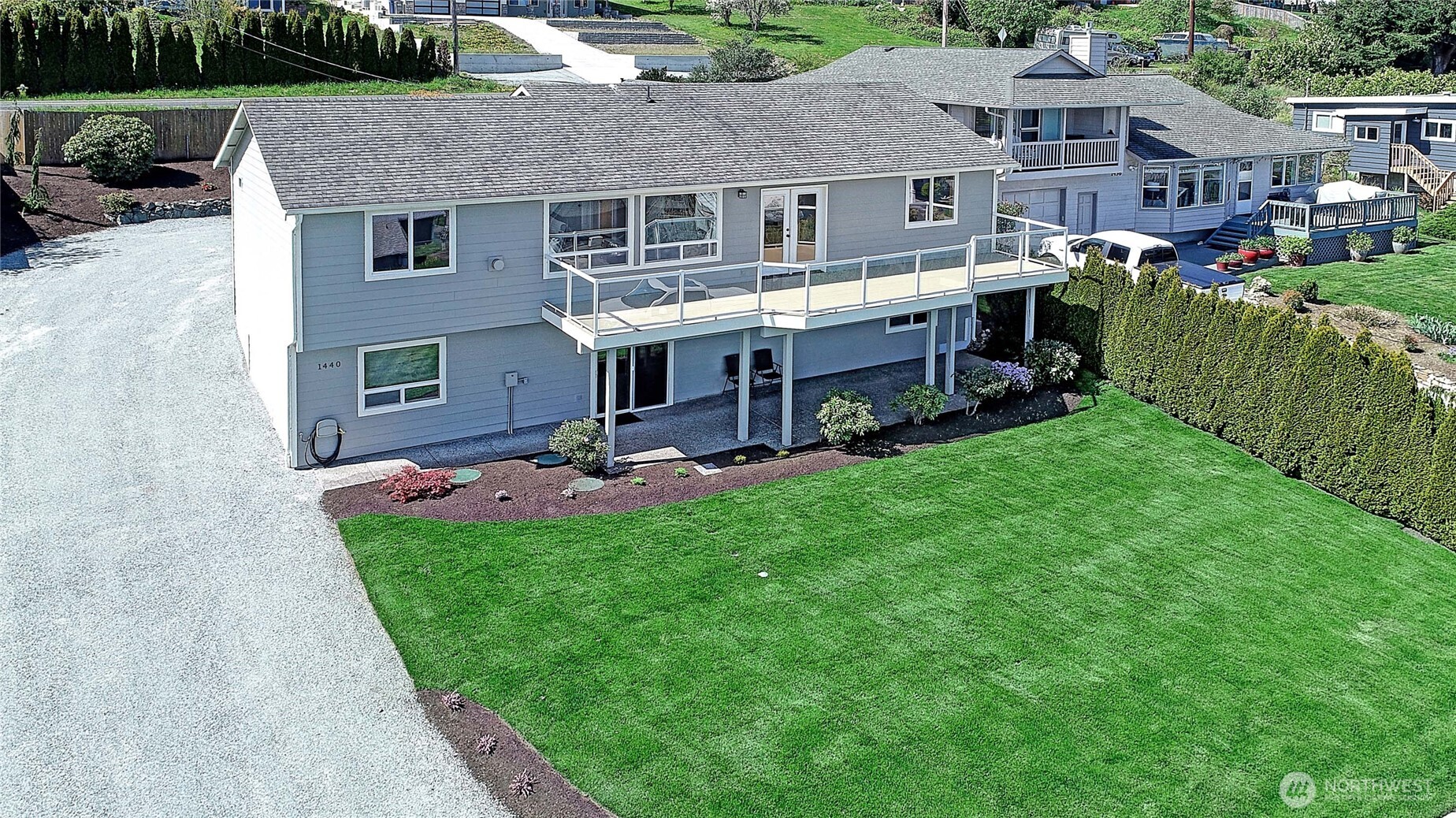 1440 Country Club Drive