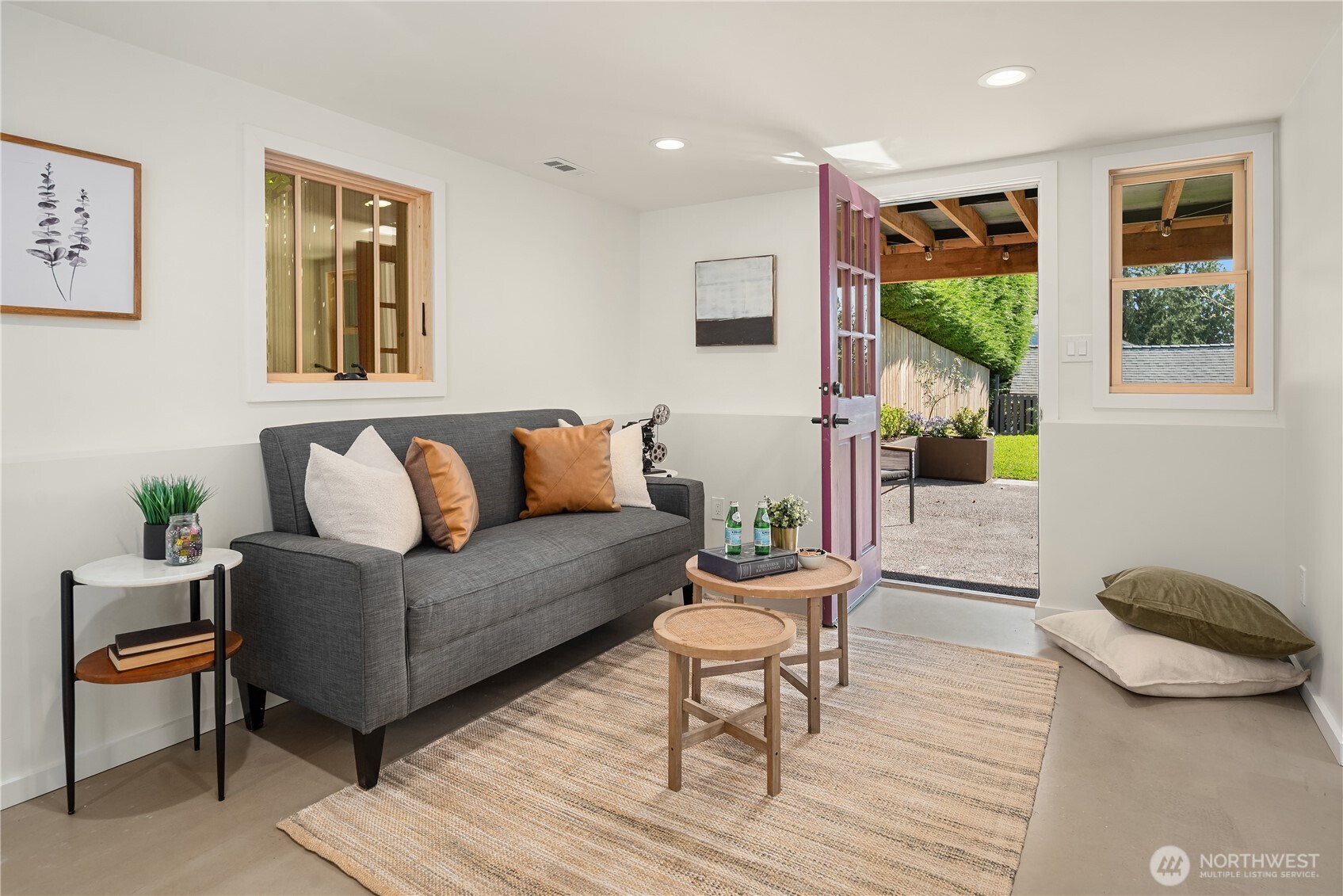 6753 47th Avenue SW