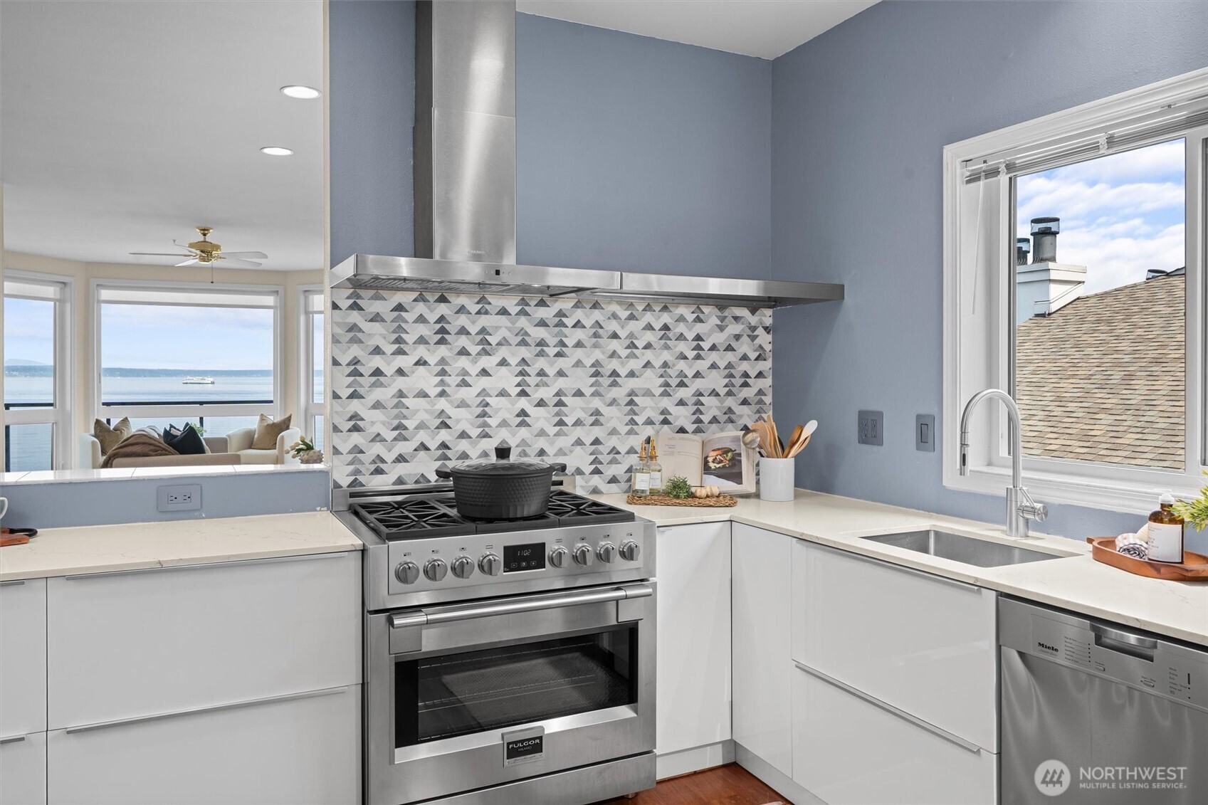 1534 Alki Avenue SW Unit: 502