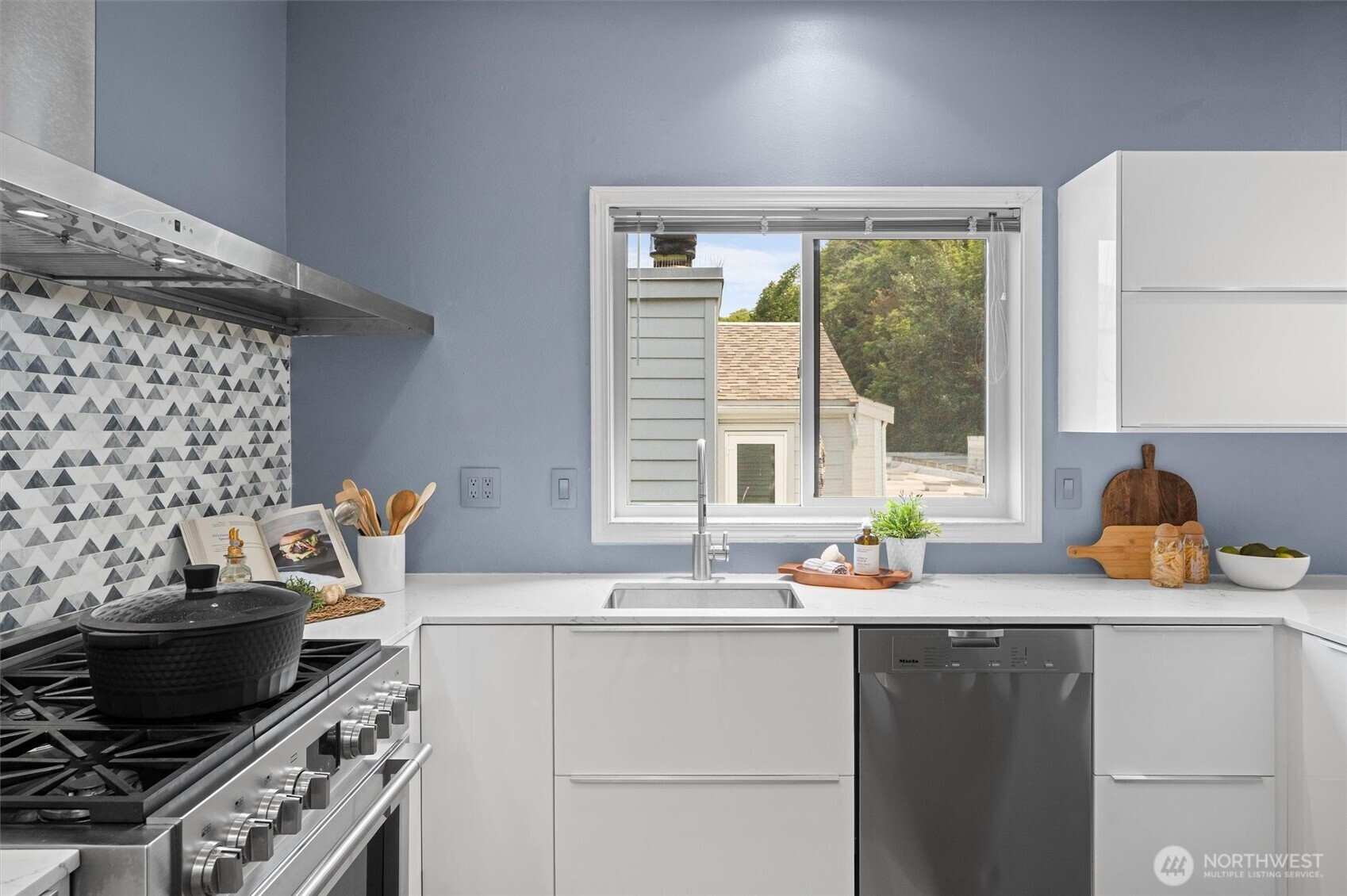 1534 Alki Avenue SW Unit: 502