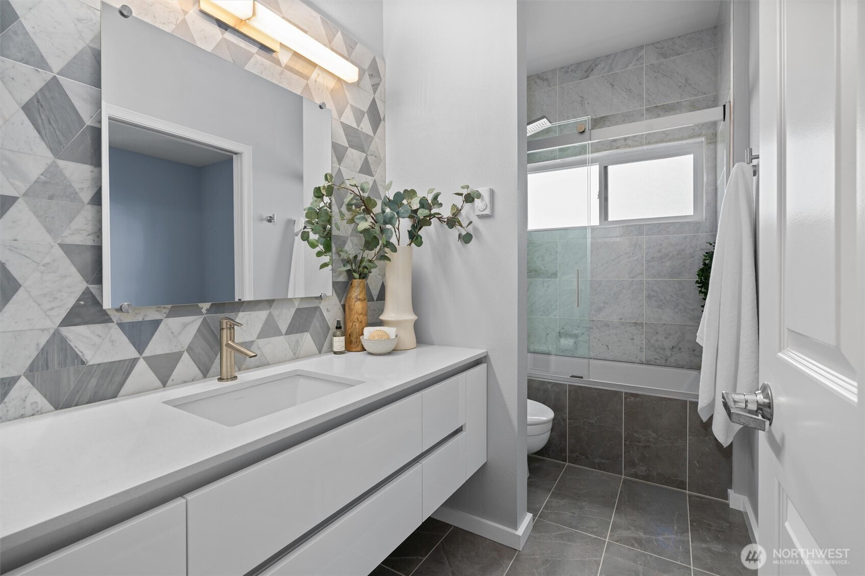 1534 Alki Avenue SW Unit: 502