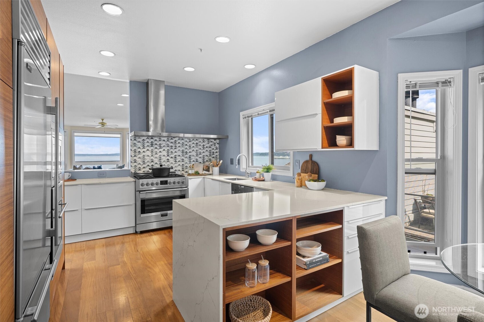 1534 Alki Avenue SW Unit: 502