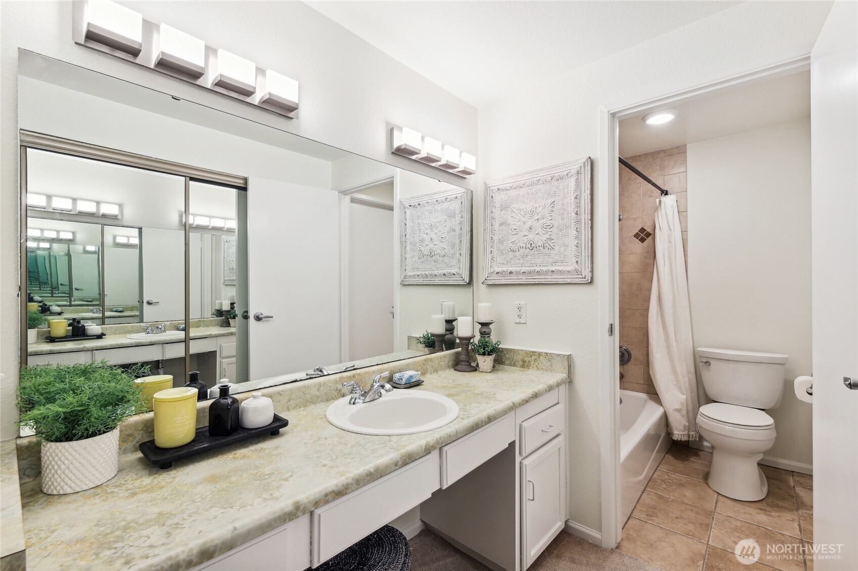 150 Melrose Avenue E Unit: 105