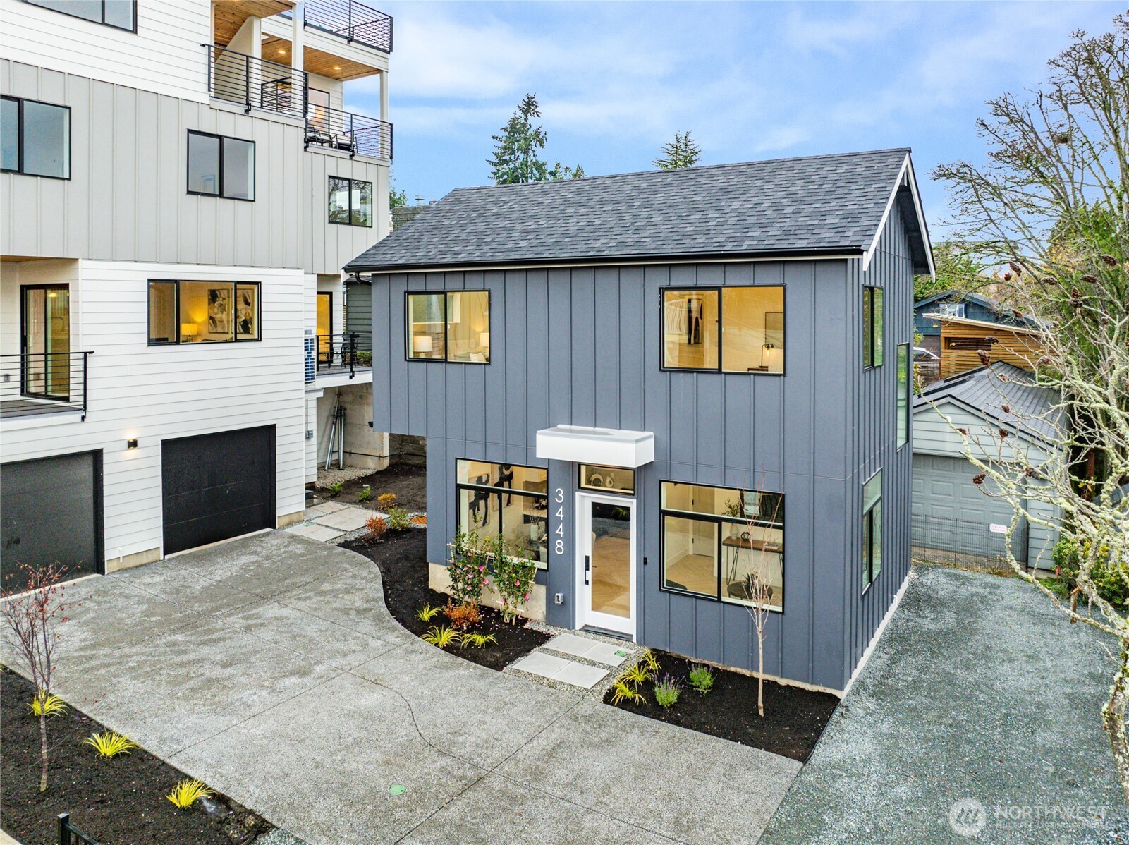 3448 37th Avenue SW