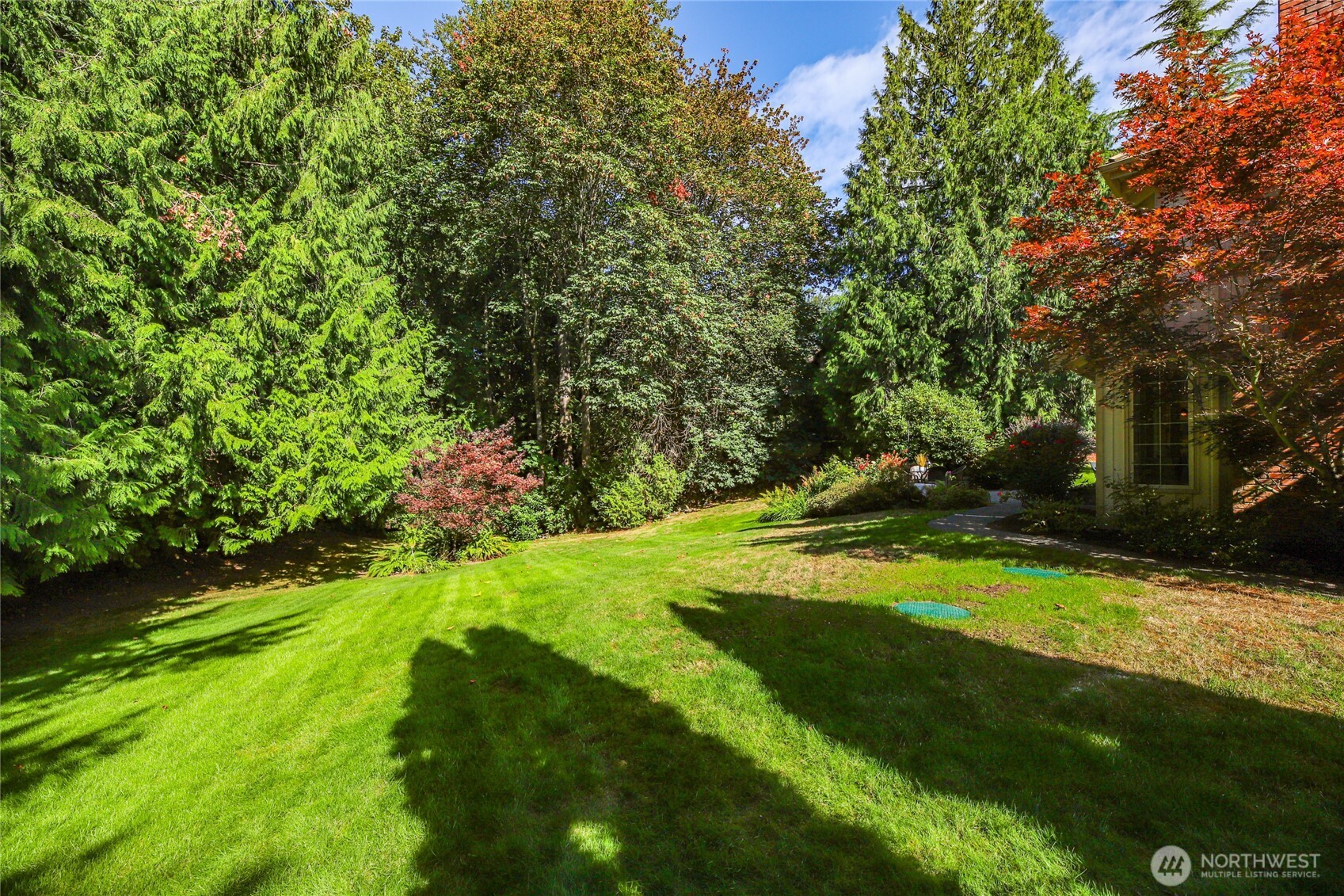 6701 214th Avenue NE