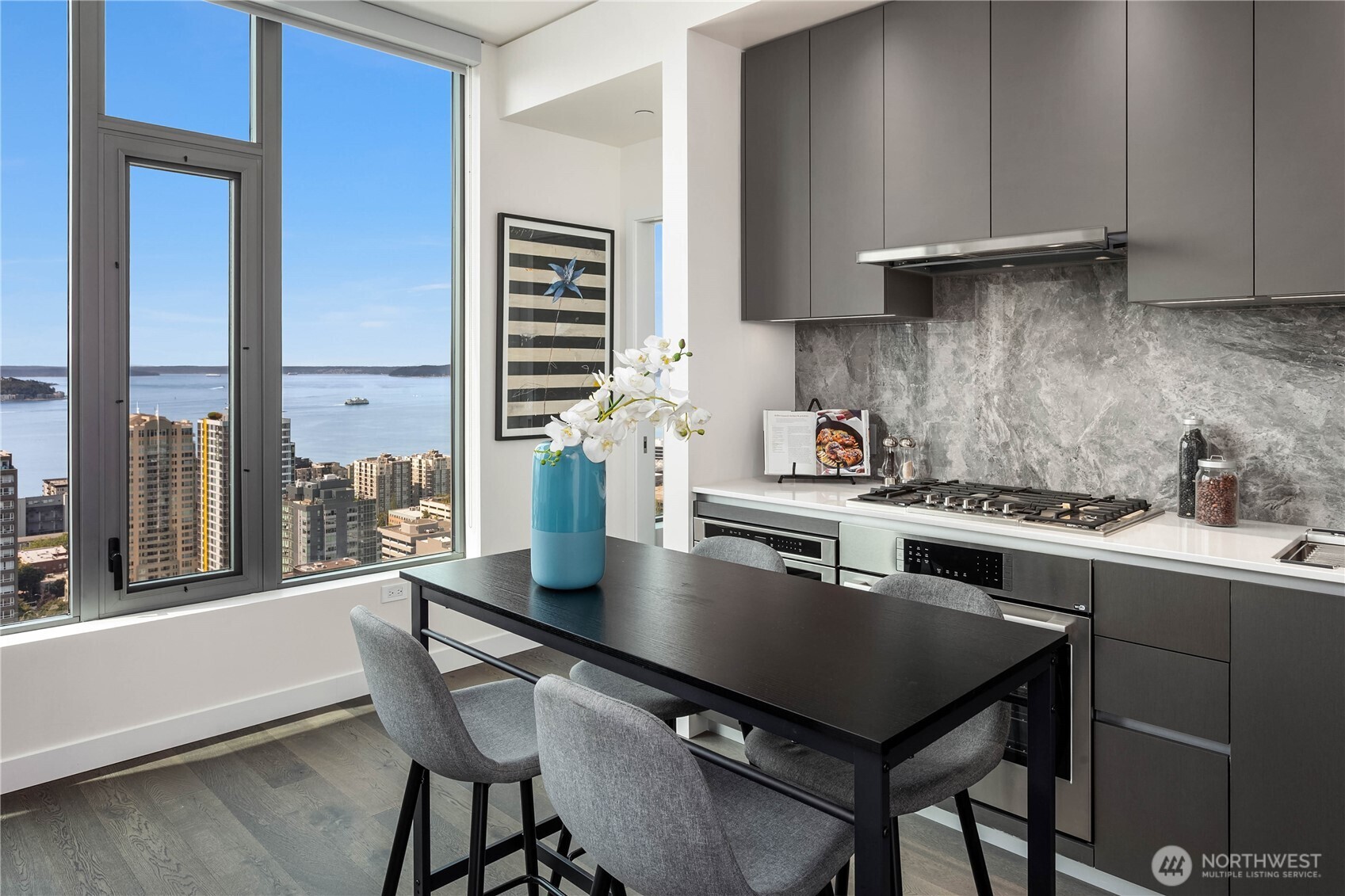 2510 6th Avenue Unit: 2807