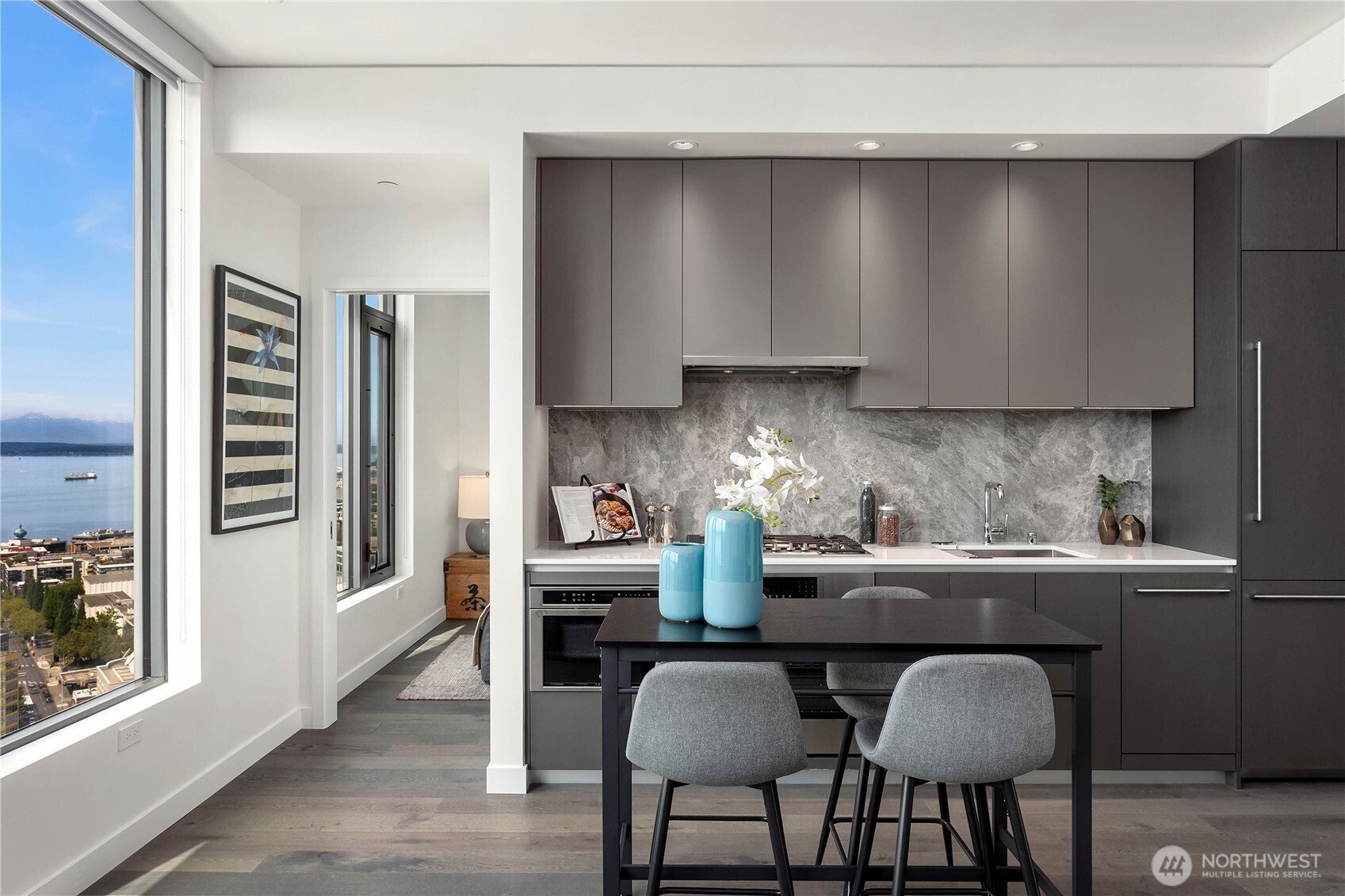 2510 6th Avenue Unit: 2807