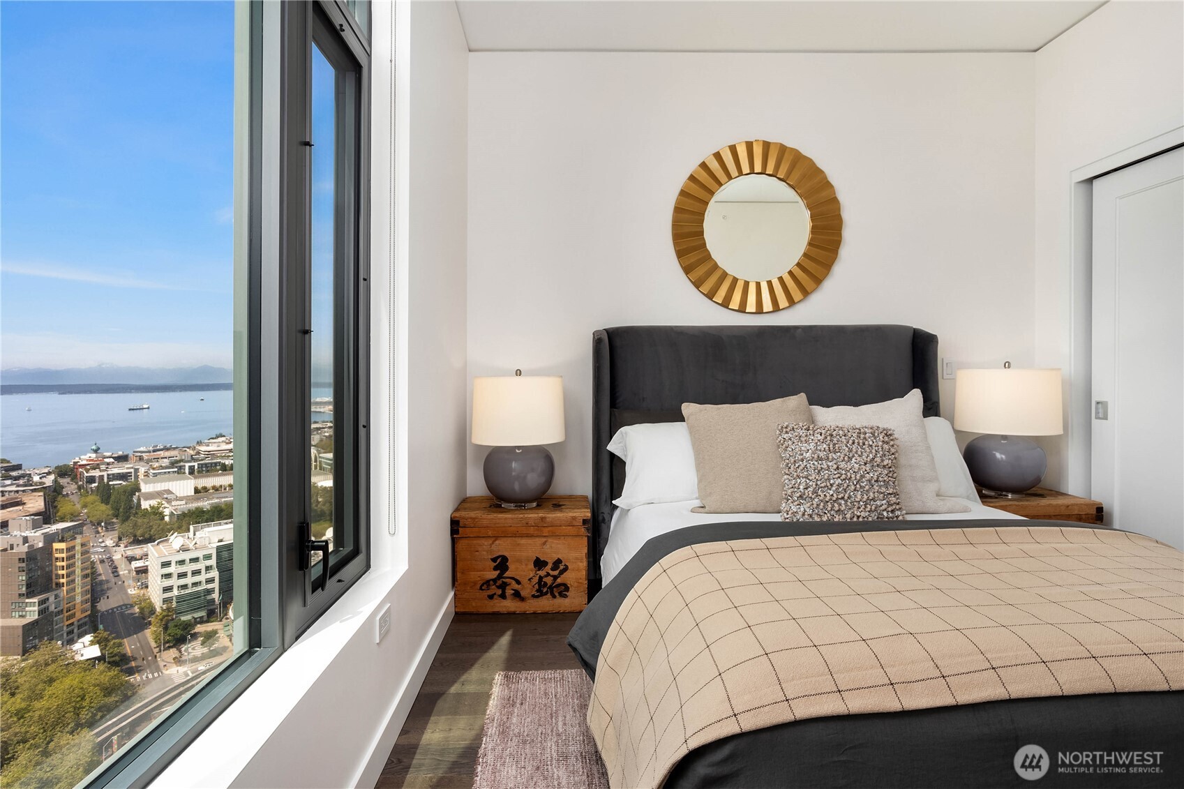 2510 6th Avenue Unit: 2807
