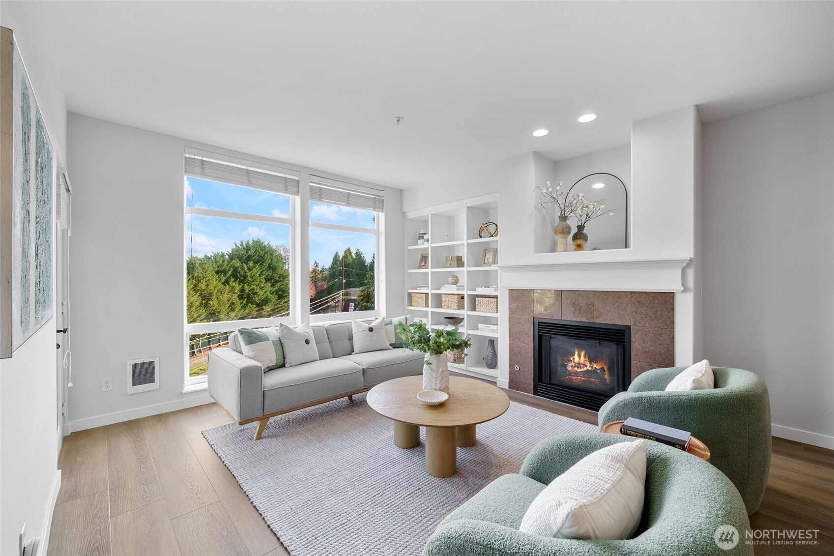 3221 SW Avalon Way Unit: 207
