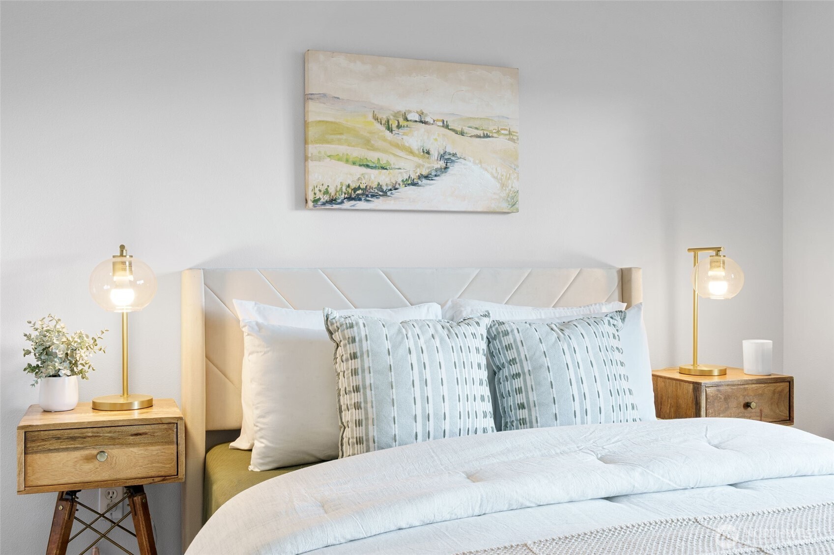 3221 SW Avalon Way Unit: 207