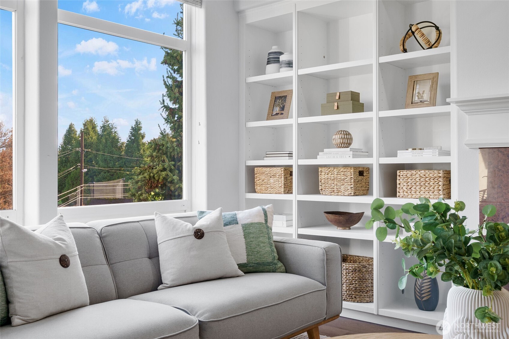3221 SW Avalon Way Unit: 207