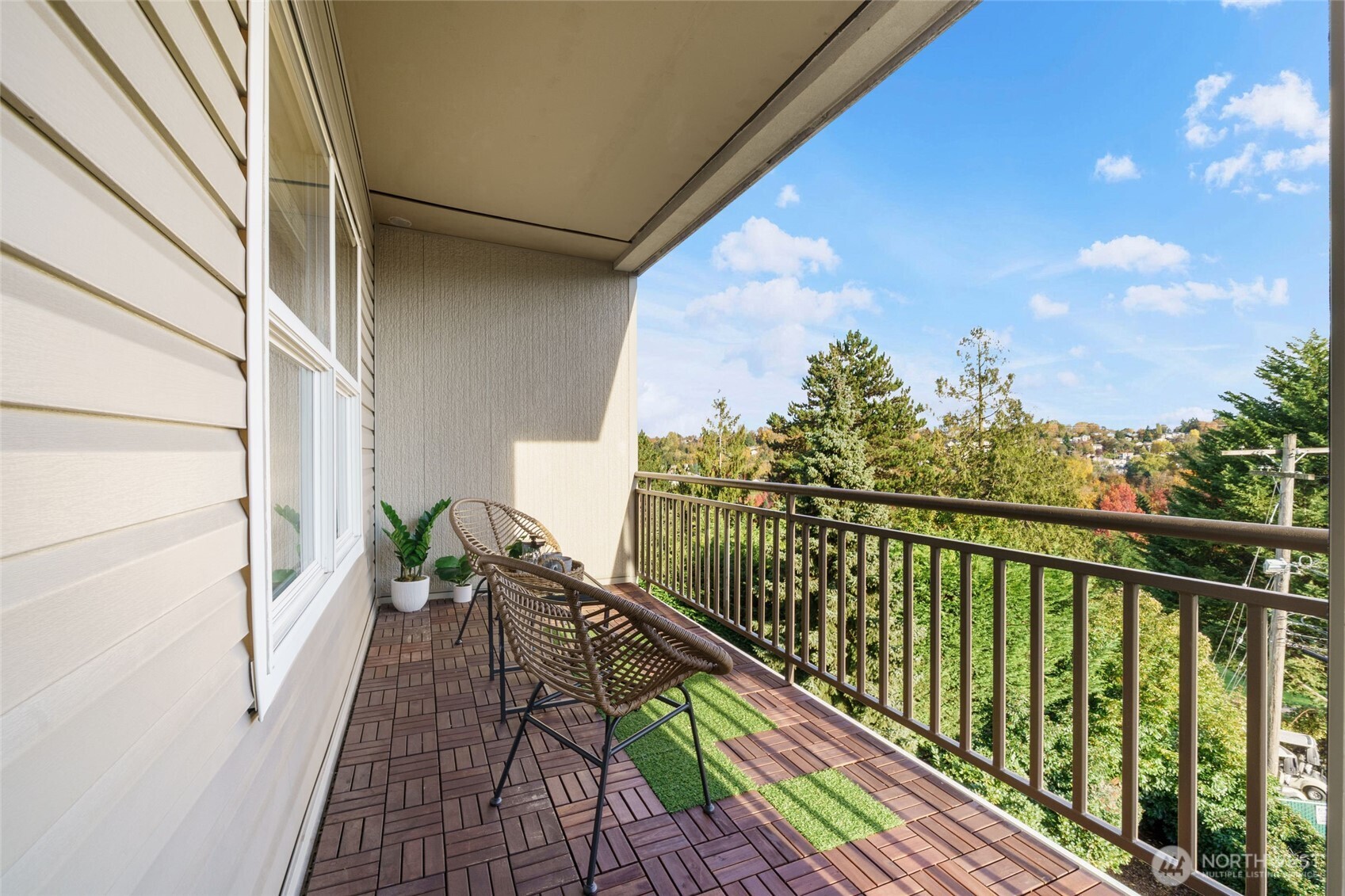 3221 SW Avalon Way Unit: 207