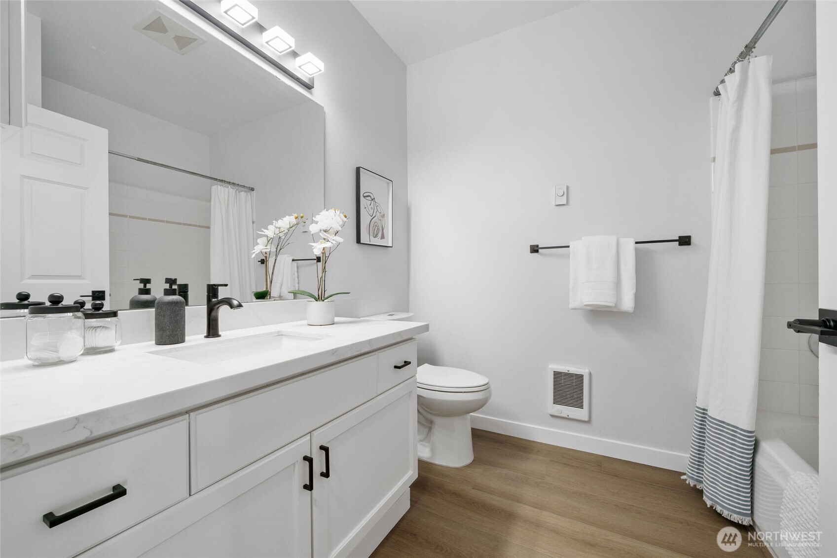 3221 SW Avalon Way Unit: 207