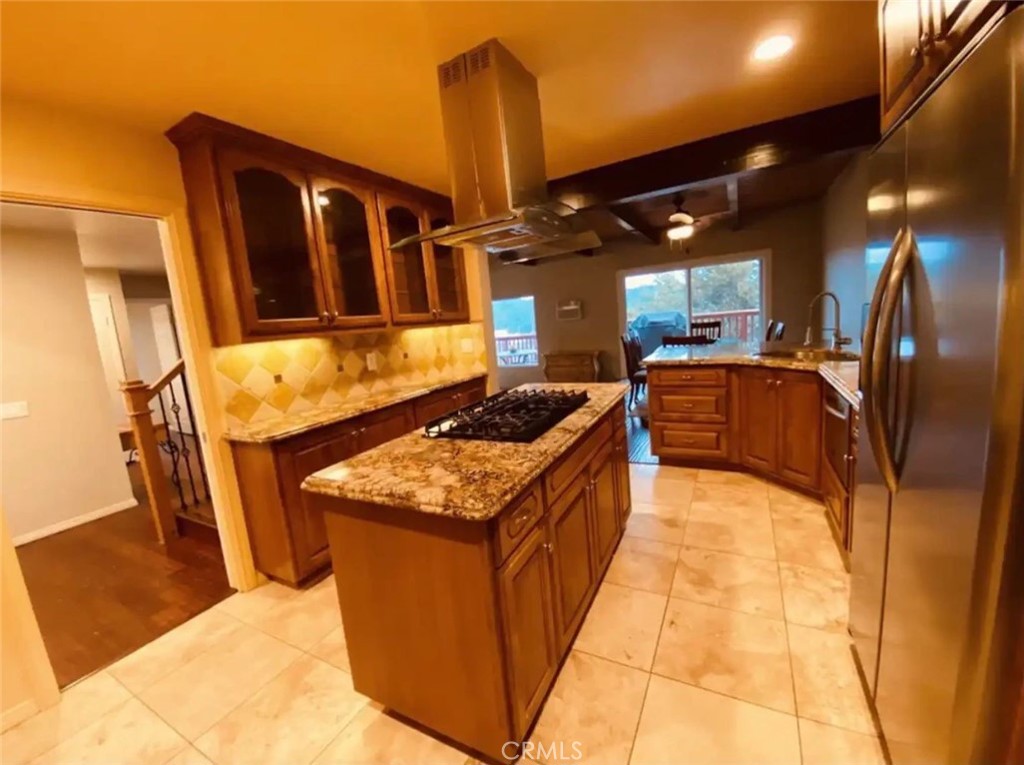 27547 Alpen Drive