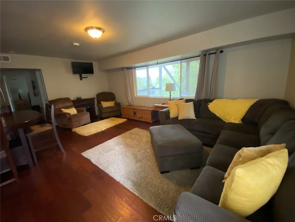27547 Alpen Drive
