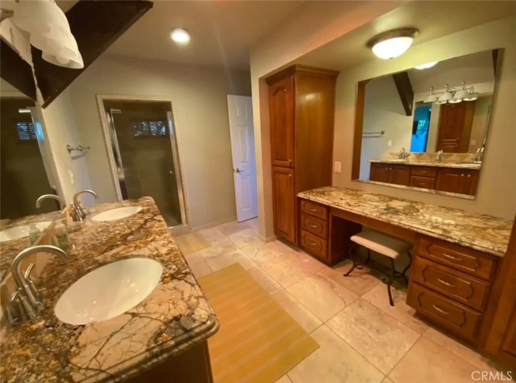 27547 Alpen Drive