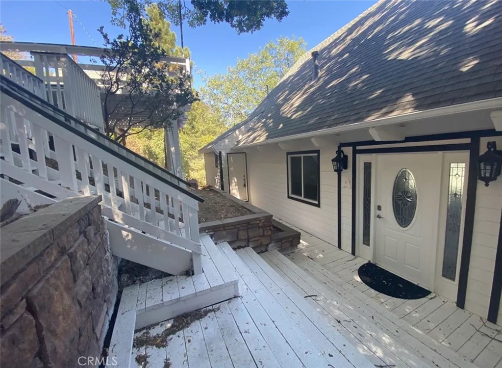 27547 Alpen Drive