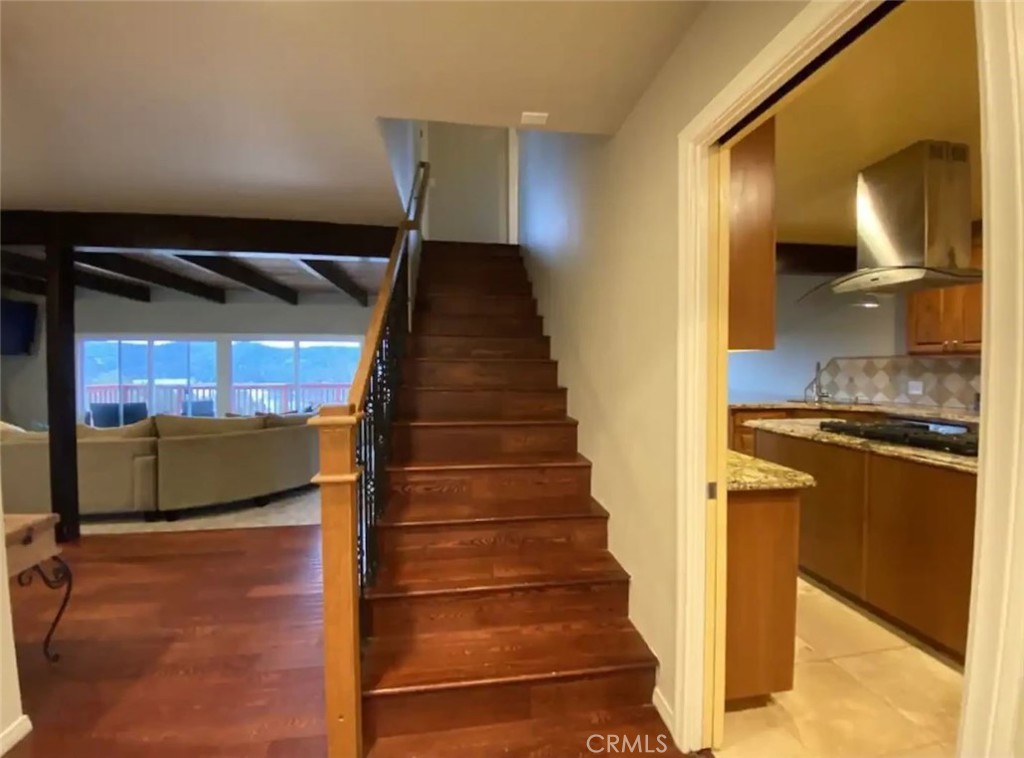 27547 Alpen Drive