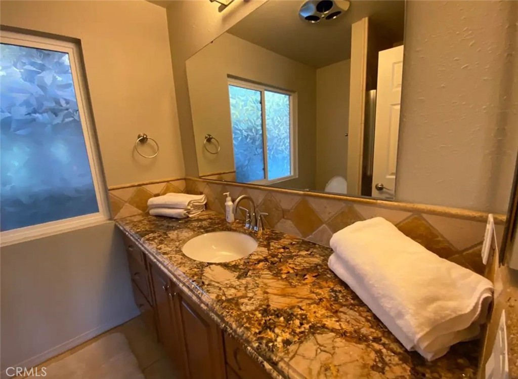 27547 Alpen Drive