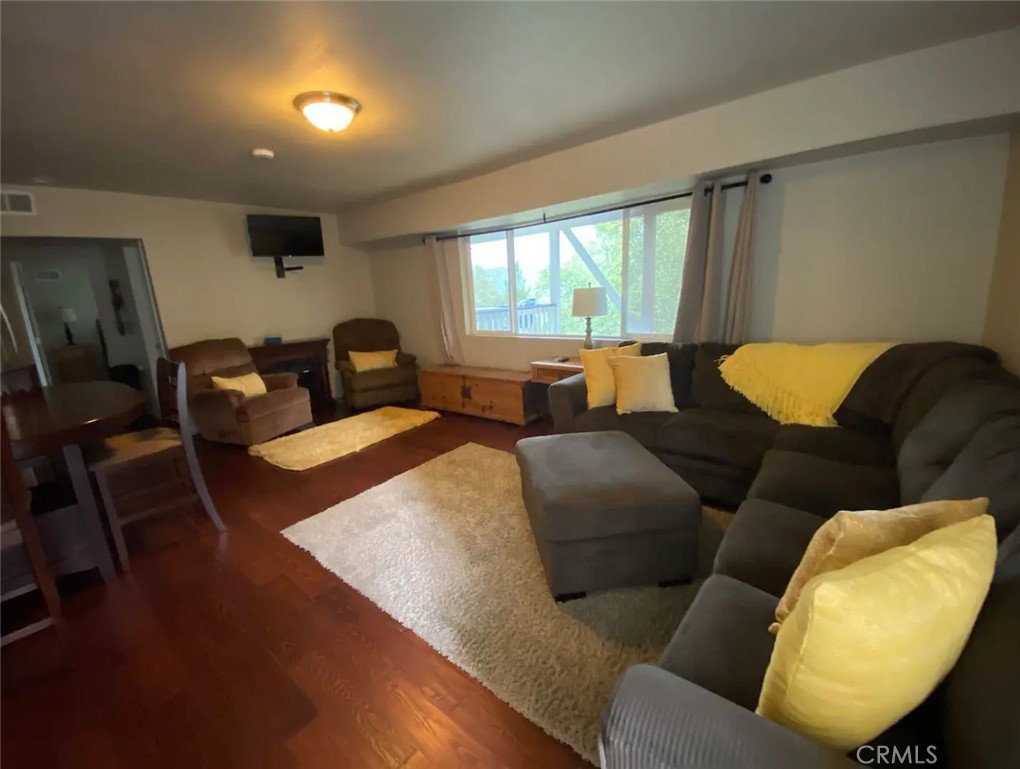 27547 Alpen Drive