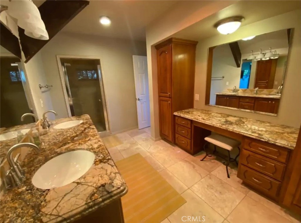 27547 Alpen Drive