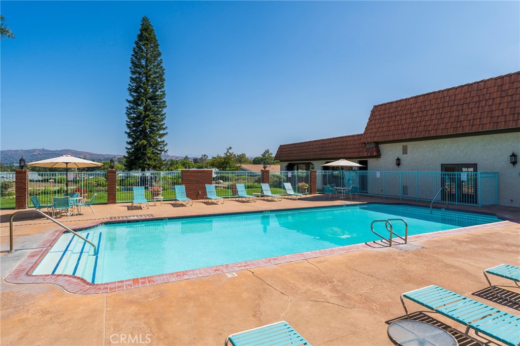 2851 Rolling Hills Drive 45