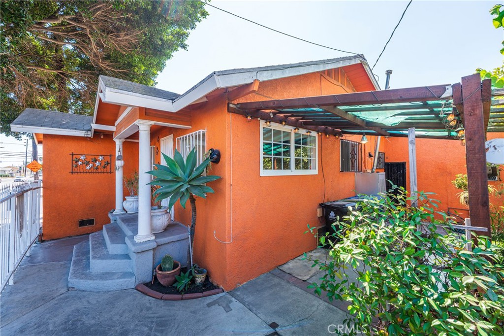 1329 Watson Avenue