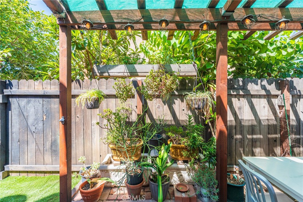 1329 Watson Avenue