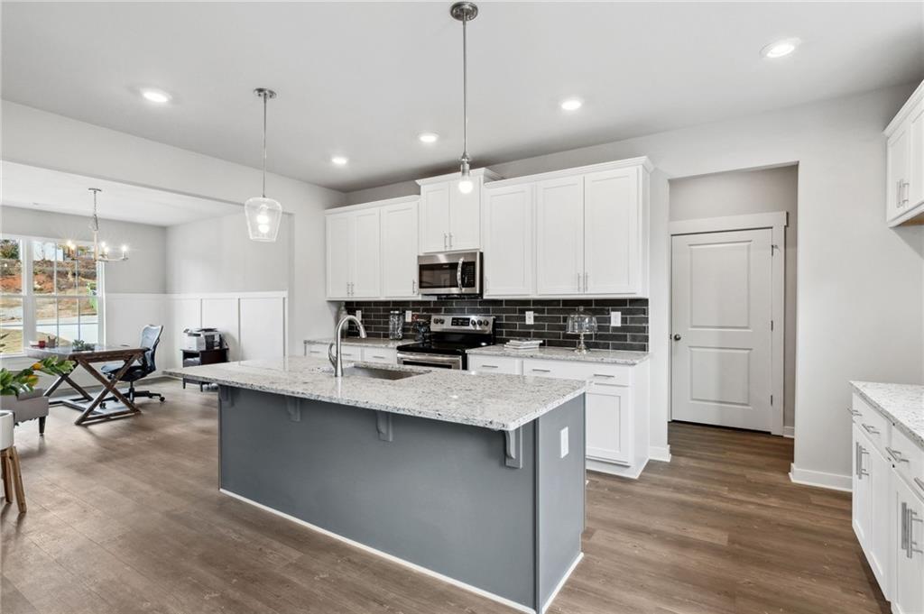 4058 Links Boulevard