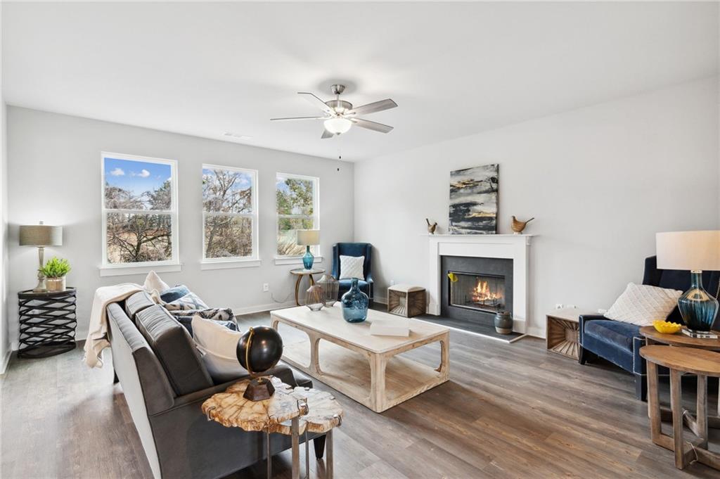 4058 Links Boulevard