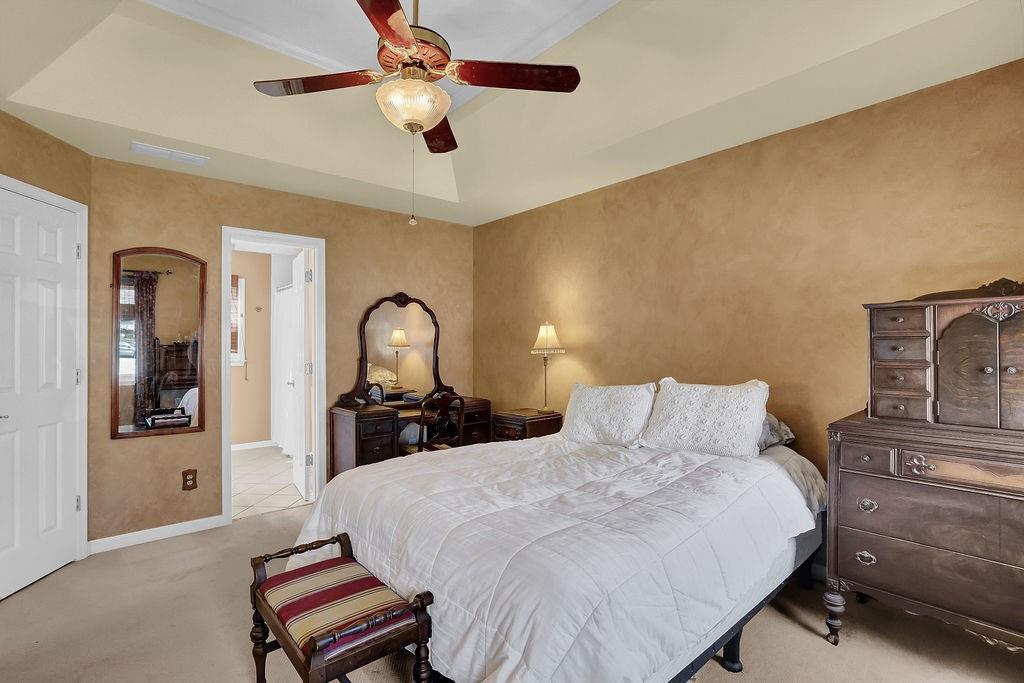 3040 Summit View Court