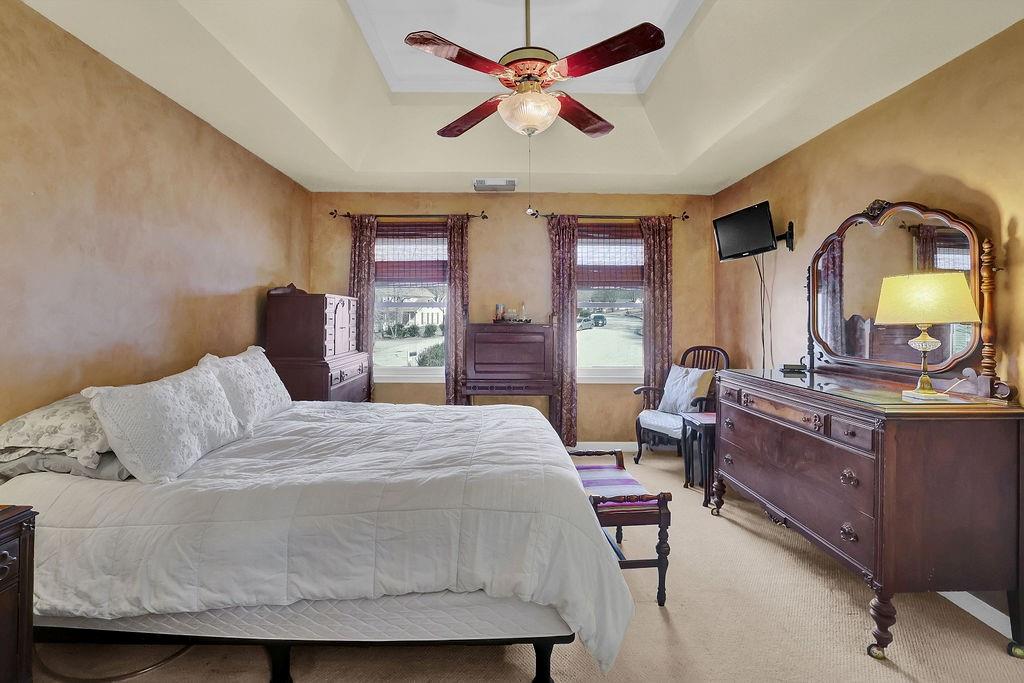 3040 Summit View Court