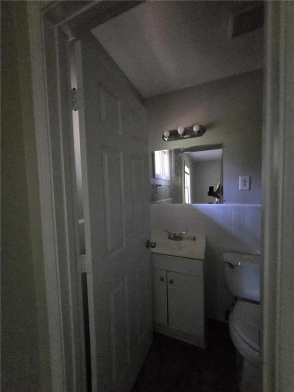 3692 Larkspur Terrace