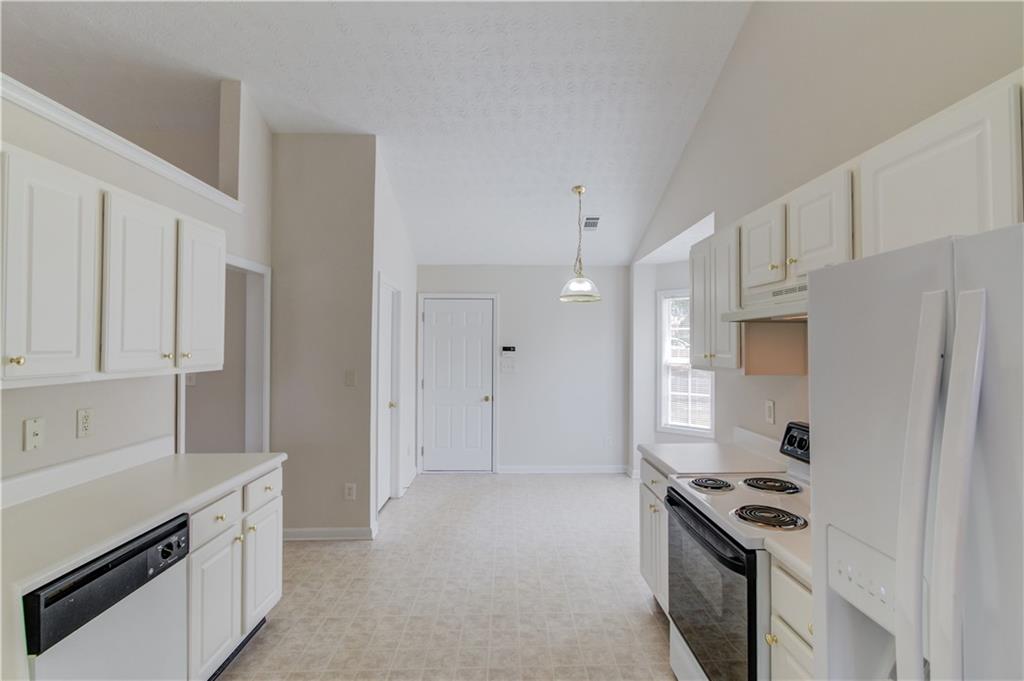 920 James Ridge Drive