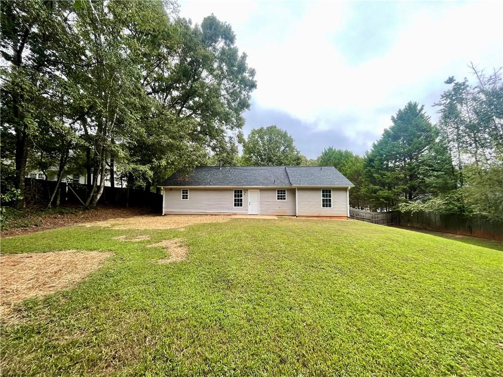 485 E Country Woods Drive