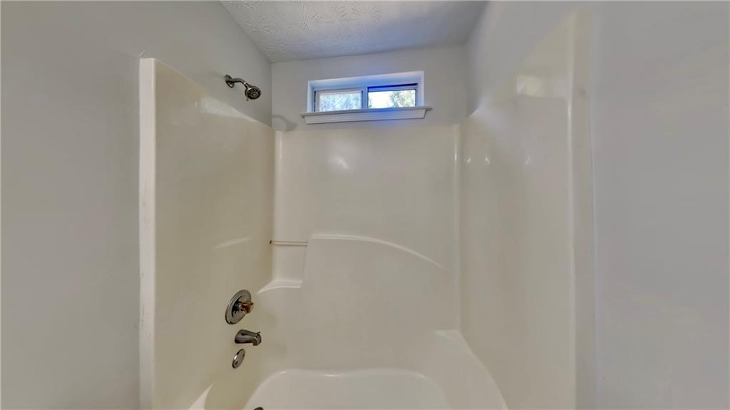 485 E Country Woods Drive