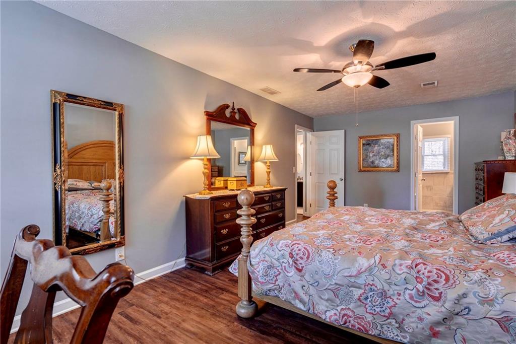 1262 Melton Drive SW