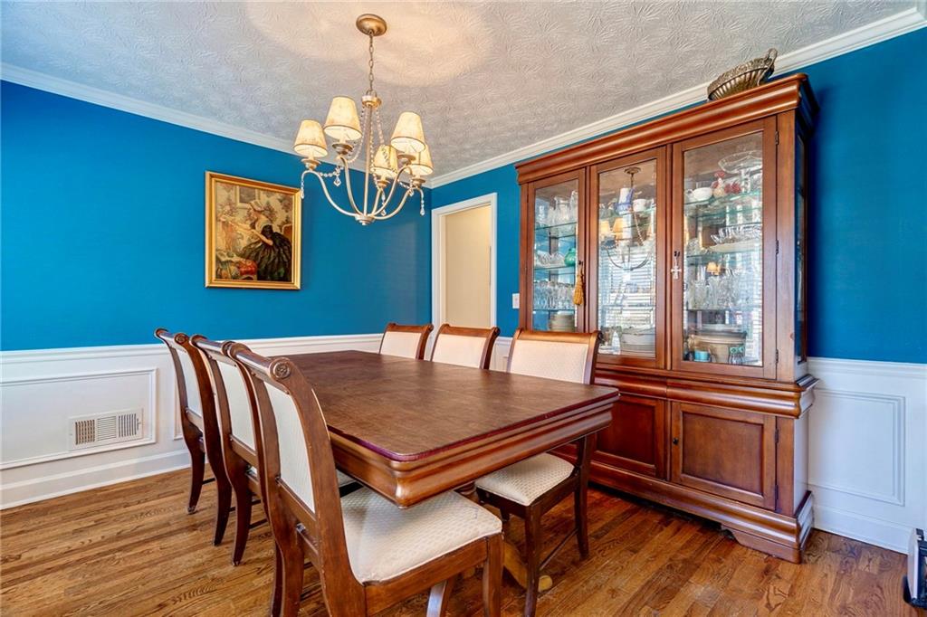 1262 Melton Drive SW