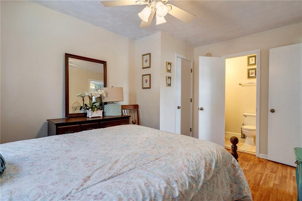 1262 Melton Drive SW