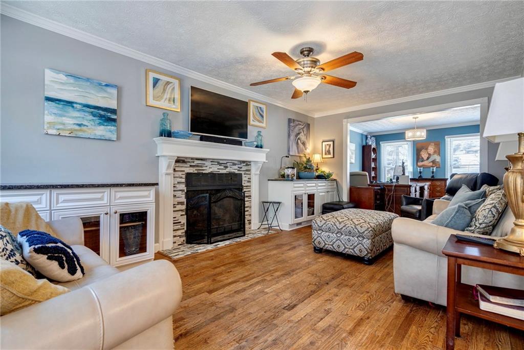 1262 Melton Drive SW