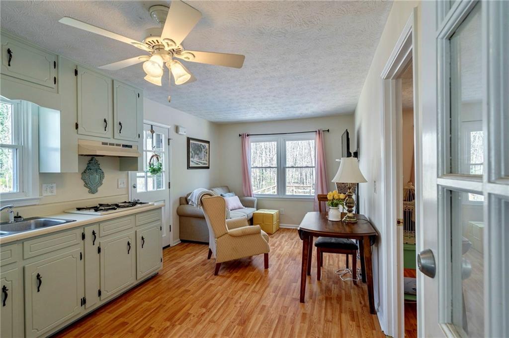 1262 Melton Drive SW