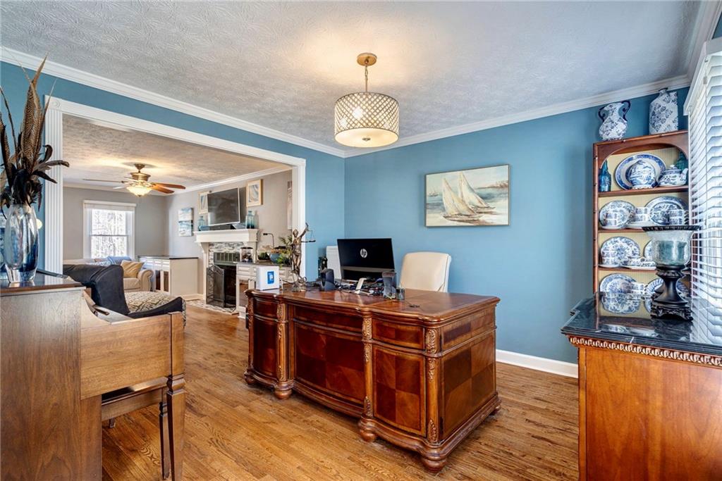 1262 Melton Drive SW