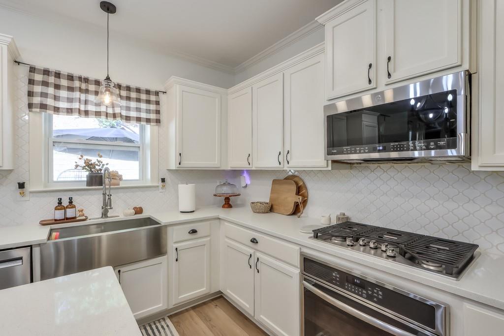 905 Liberty Ives Drive